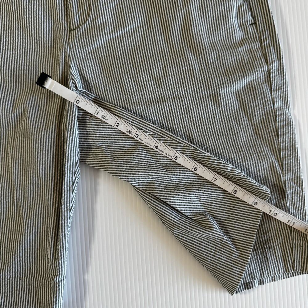 Banana Republic Seersucker Shorts Women's 4 Olive Green White Stripe Tailored - Picture 6 of 15